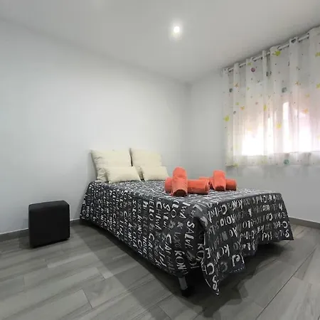Piso En El Arenal - Arcangel - A/a Central Y Wifi アパート